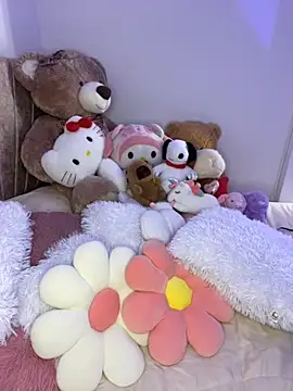 Snapshot of Mericute_ chatting on 10/30/25, 02:24 Mericute online show from 10/30/25, 02:24