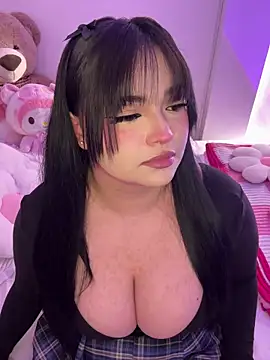 Snapshot of Mericute_ chatting on 03/07/26, 01:24 Mericute online show from 03/07/26, 01:24