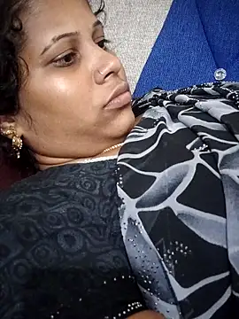 sweetqueen143 online show from 10/10/25, 04:50