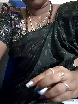 sweetqueen143 online show from 11/11/25, 04:40