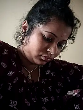 sweetqueen143 online show from 12/05/25, 03:15