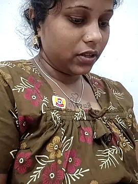 sweetqueen143 online show from 02/06/26, 05:56