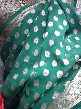 sweetqueen143 online show from 03/25/26, 05:13