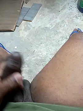 Snapshot of preto3561 chatting on 10/23/25, 03:11 preto3561 online show from 10/23/25, 03:11