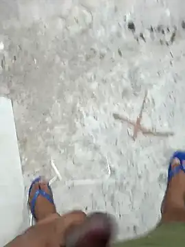 Snapshot of preto3561 chatting on 11/12/25, 01:33 preto3561 online show from 11/12/25, 01:33