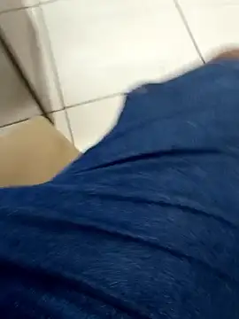 Snapshot of preto3561 chatting on 12/15/25, 07:51 preto3561 online show from 12/15/25, 07:51