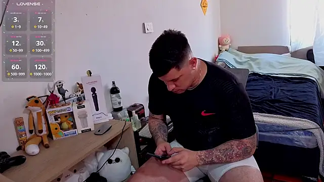 ryden 01 online show from 11/09/25, 03:43