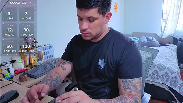 ryden 01 online show from 12/21/25, 06:04