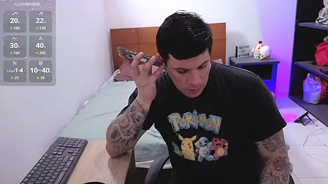 Snapshot of ryden_01 chatting on 04/11/26, 08:46 ryden 01 online show from 04/11/26, 08:46