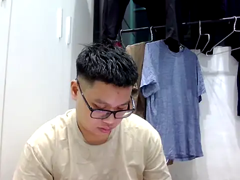 Snapshot of loveninja chatting on 03/03/26, 12:44 loveninja online show from 03/03/26, 12:44