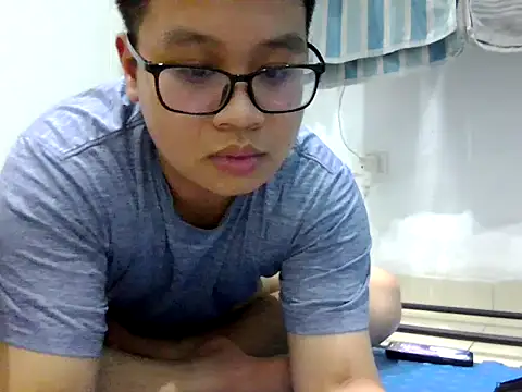 Snapshot of loveninja chatting on 03/18/26, 01:03 loveninja online show from 03/18/26, 01:03