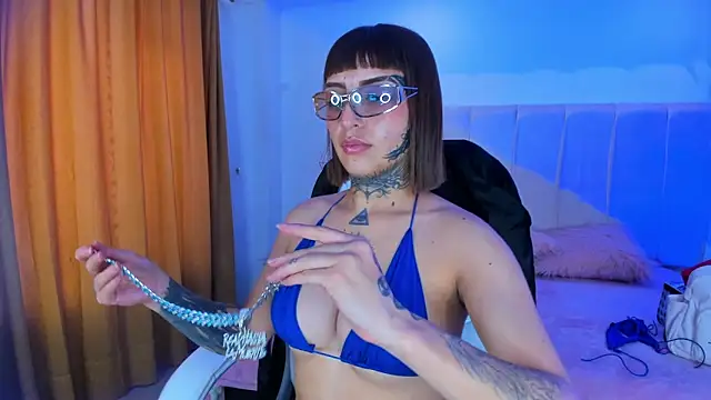 Gyal 8  online show from 10/22/25, 08:08