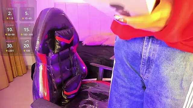 Gyal 8  online show from 01/06/26, 03:43