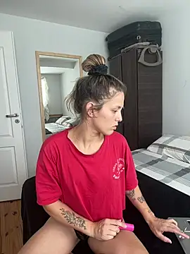 xvalentinaof online show from 02/05/26, 08:24