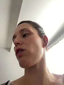 xvalentinaof online show from 02/10/26, 08:24