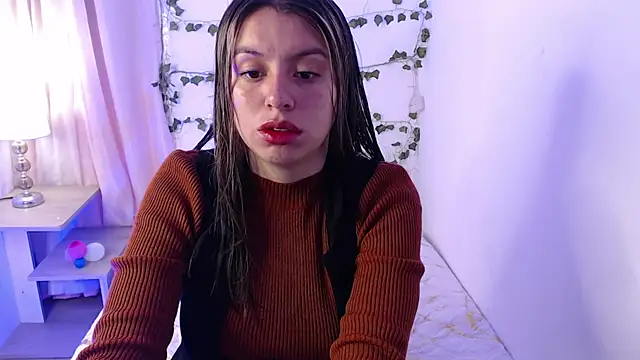 kamillew online show from 09/29/25, 09:03
