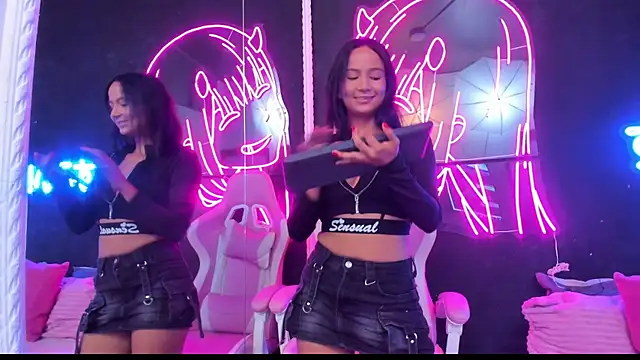 Snapshot of Star_Liight chatting on 10/11/25, 09:35 Star Liight online show from 10/11/25, 09:35