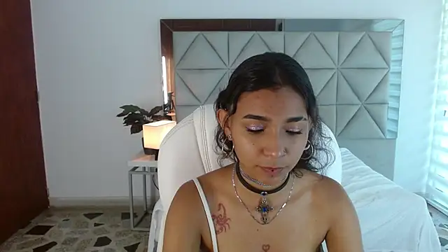 hamber reyes online show from 10/09/25, 01:53