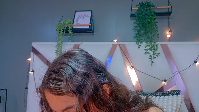 MyApril   online show from 03/02/26, 12:23