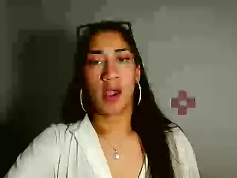 Snapshot of Miia__strog chatting on 09/30/25, 06:24 Miia strog online show from 09/30/25, 06:24