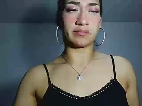 Snapshot of Miia__strog chatting on 10/10/25, 01:59 Miia strog online show from 10/10/25, 01:59