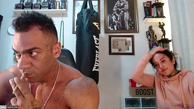 Snapshot of henryhadesflirt chatting on 10/04/25, 05:16 henryhadesflirt online show from 10/04/25, 05:16