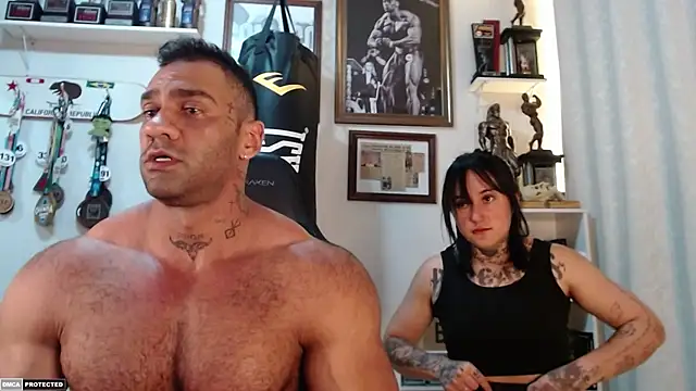 Snapshot of henryhadesflirt chatting on 10/06/25, 11:02 henryhadesflirt online show from 10/06/25, 11:02