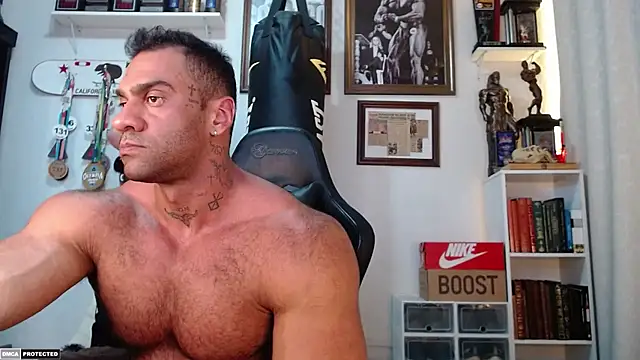 Snapshot of henryhadesflirt chatting on 10/14/25, 09:48 henryhadesflirt online show from 10/14/25, 09:48