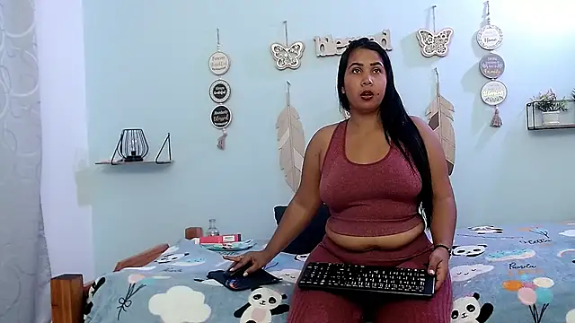 evannesanicol08 online show from 10/11/25, 02:48