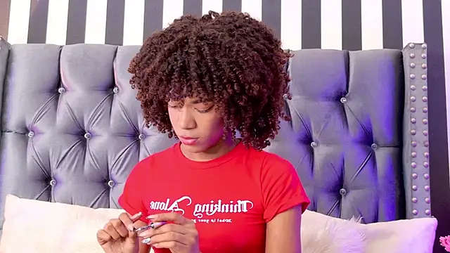 Snapshot of Stellaciel_ chatting on 11/15/25, 10:15 Stellaciel online show from 11/15/25, 10:15