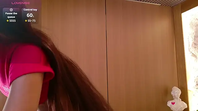 Snapshot of Stellaciel_ chatting on 03/13/26, 10:49 Stellaciel online show from 03/13/26, 10:49