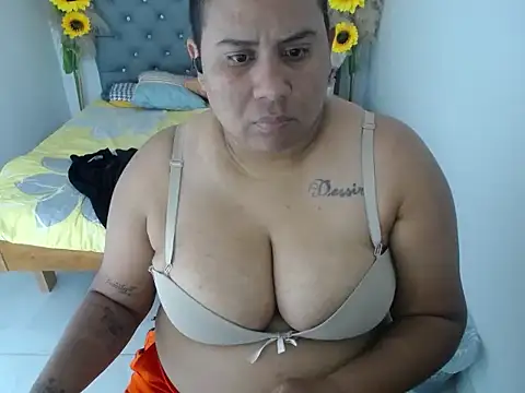 hotlesby valery online show from 02/20/26, 08:42