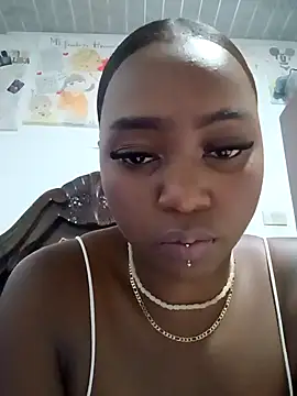 SaraGuzmann online show from 02/21/26, 05:52