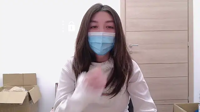 Snapshot of fioralba chatting on 02/28/26, 06:53 fioralba online show from 02/28/26, 06:53