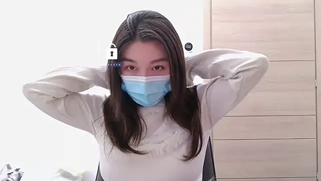 Snapshot of fioralba chatting on 03/02/26, 07:10 fioralba online show from 03/02/26, 07:10