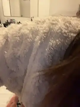 Snapshot of fioralba chatting on 03/22/26, 12:03 fioralba online show from 03/22/26, 12:03