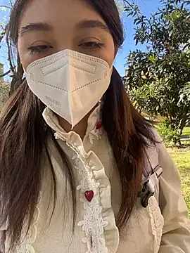 Snapshot of fioralba chatting on 04/03/26, 02:48 fioralba online show from 04/03/26, 02:48