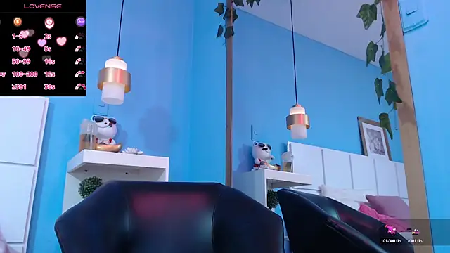 PenelopeBond online show from 10/10/25, 12:48