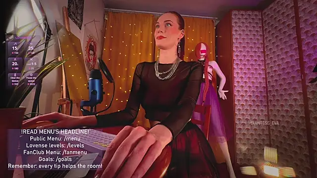 Giantess Eva online show from 04/17/26, 04:10