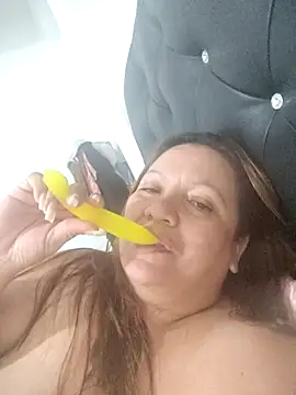 SachaFire online show from 10/05/25, 02:43