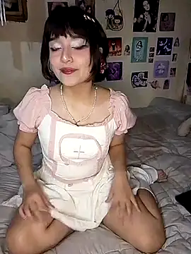 Snapshot of lucianasama chatting on 10/04/25, 03:15 lucianasama online show from 10/04/25, 03:15