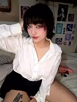 Snapshot of lucianasama chatting on 10/12/25, 10:53 lucianasama online show from 10/12/25, 10:53