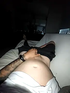 Snapshot of coherro3 chatting on 10/31/25, 02:56 coherro3 online show from 10/31/25, 02:56