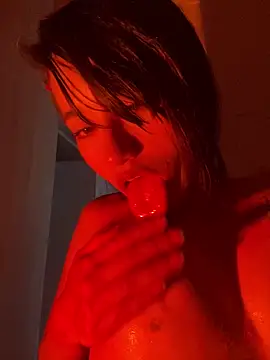 Snapshot of Rouse_Monroe chatting on 03/19/26, 02:48 Rouse Monroe online show from 03/19/26, 02:48