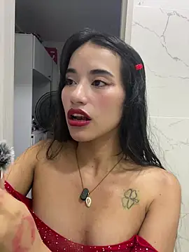 Snapshot of Rouse_Monroe chatting on 03/20/26, 01:32 Rouse Monroe online show from 03/20/26, 01:32