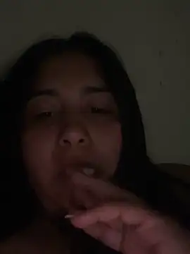 Snapshot of Ayee23-3 chatting on 09/19/25, 02:18 Ayee23-3 online show from 09/19/25, 02:18