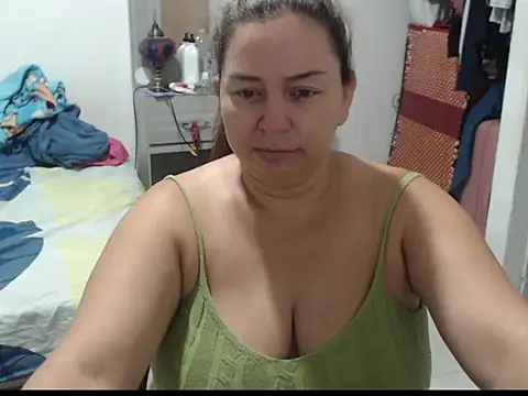 Snapshot of nataboobs chatting on 04/08/26, 04:34 nataboobs online show from 04/08/26, 04:34