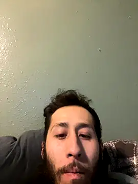 Snapshot of YawledHominid chatting on 10/31/25, 05:08 YawledHominid online show from 10/31/25, 05:08