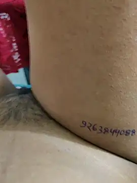 Snapshot of auntybbk chatting on 10/23/25, 07:45 auntybbk online show from 10/23/25, 07:45