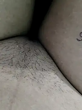 Snapshot of auntybbk chatting on 11/29/25, 12:41 auntybbk online show from 11/29/25, 12:41